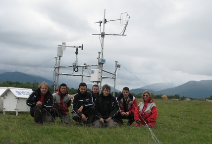 l'équipe d'installation des stations de flux